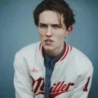 压不住枪的melyoutou