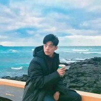 史森明的严君泽