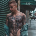 猛男小辉