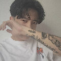 骑着小鹿吃火锅的布布