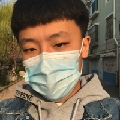 小小宅男看美女