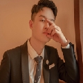 没有腹肌的彭老师