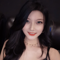 摇摇尾巴咯个人资料