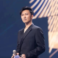 对你微笑只是礼貌kljk