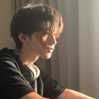 天天啃泡面的小羽