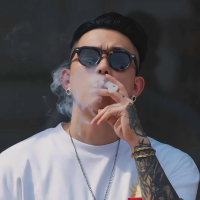 贪财好色又滥情的GILL