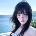 小熊爱吃草莓