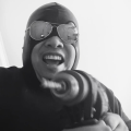 蒙面人助眠